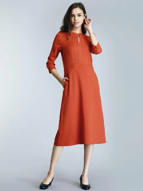 Festival Midi Dresses-A Line Midi Dress With Pintucks - Rust