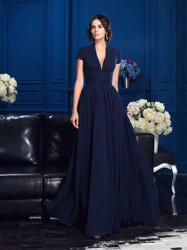 Designer Winter Maxi Dresses-A-Line/Princess V-neck Applique Short Sleeves Long Chiffon Mother of the Bride Dresses